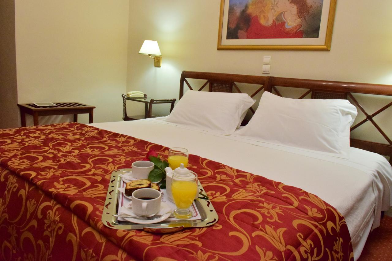 אגריניו Hotel Galaxias מראה חיצוני תמונה